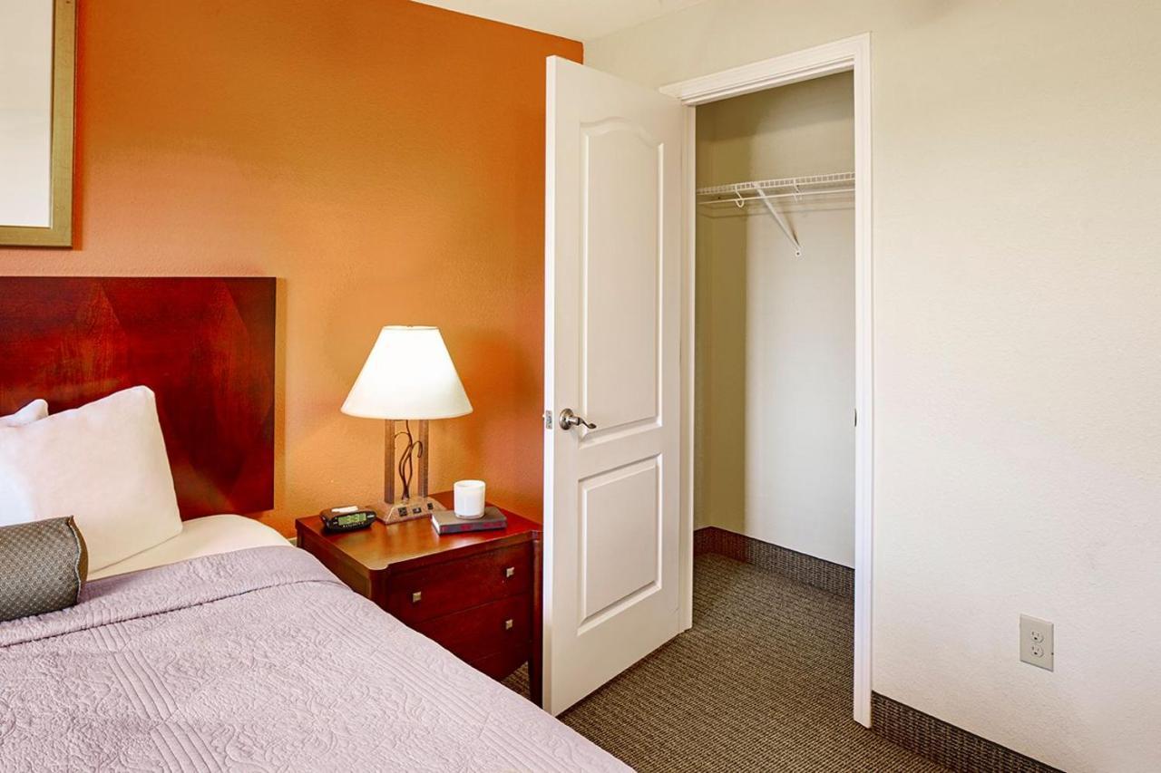 Affordable Suites ムアズビル エクステリア 写真